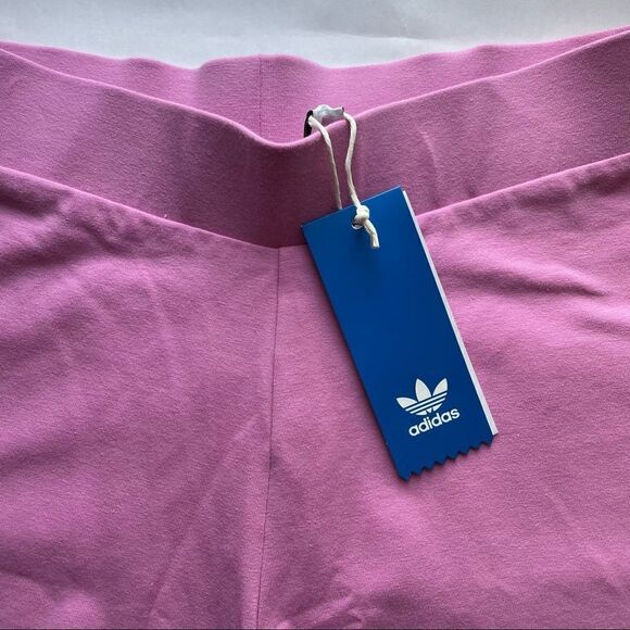 ⭕️ ADIDAS Women’s Shorts Activewear Sport Crystals Logo Pink Small - Picture 5 of 9